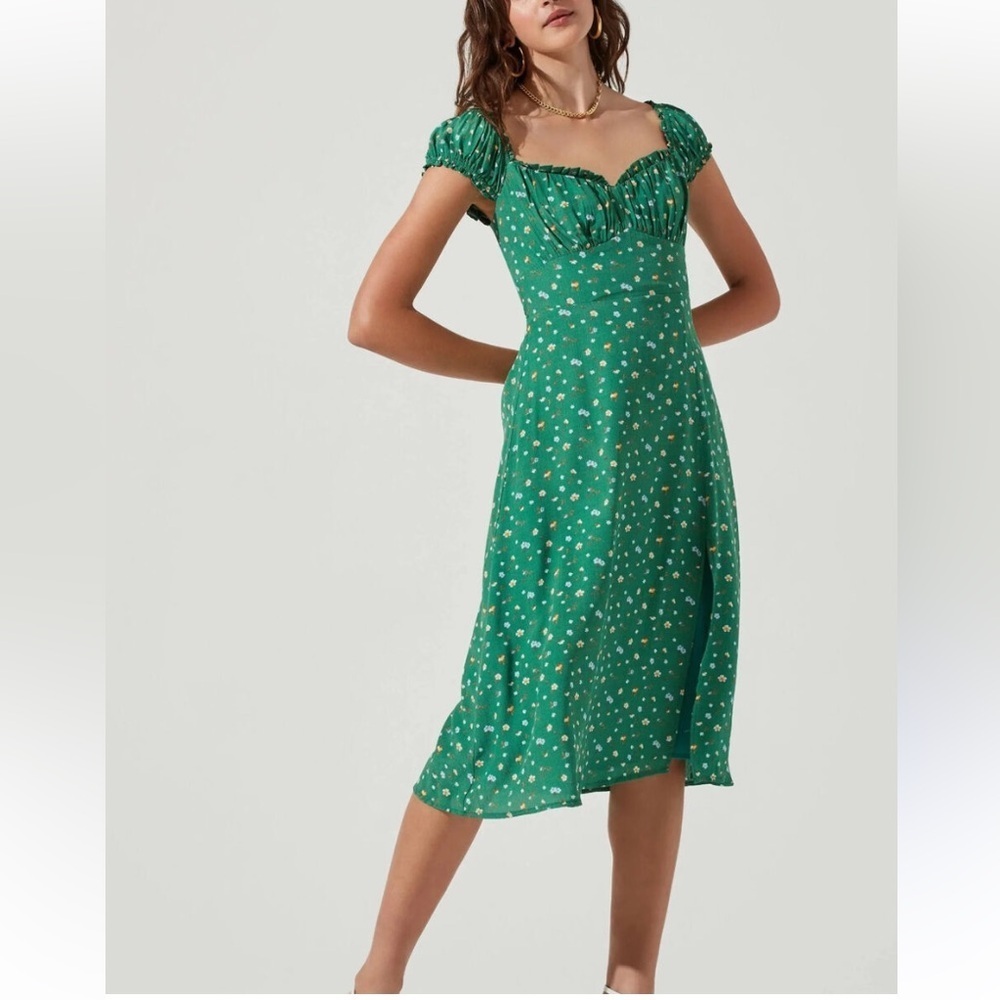 Keepsake Floral Sweetheart Neck Puff Sleeve Midi Dress